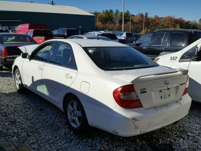 4T1BE32K12U033171 - 2002 TOYOTA CAMRY WHITE photo 3