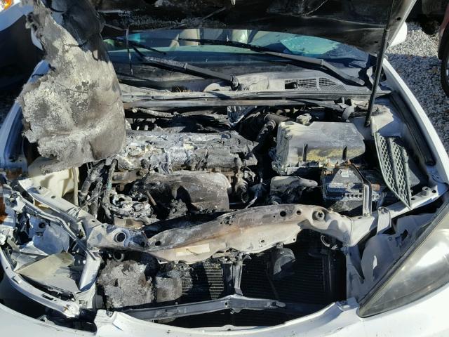 4T1BE32K12U033171 - 2002 TOYOTA CAMRY WHITE photo 7