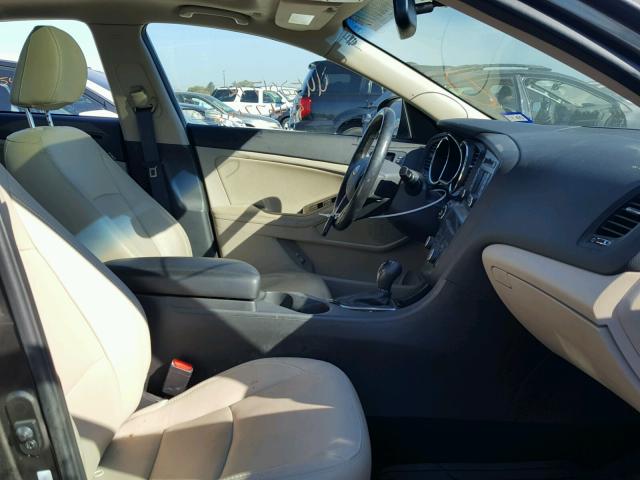 5XXGN4A78DG162885 - 2013 KIA OPTIMA BROWN photo 5