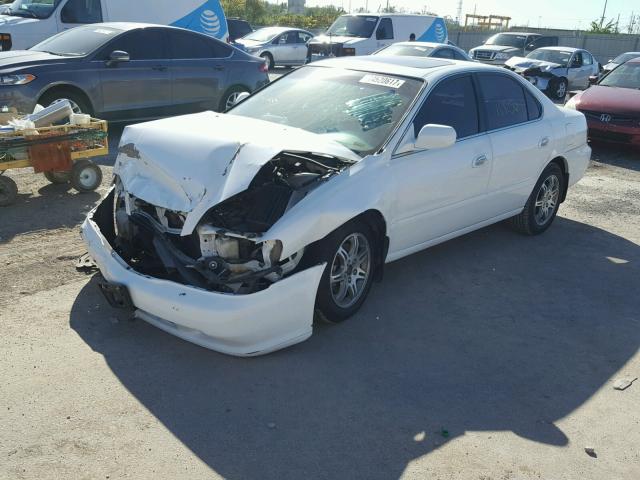 19UUA5666YA041845 - 2000 ACURA 3.2TL WHITE photo 2