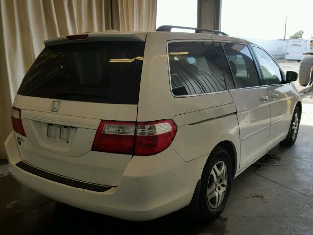 5FNRL38756B064398 - 2006 HONDA ODYSSEY WHITE photo 4