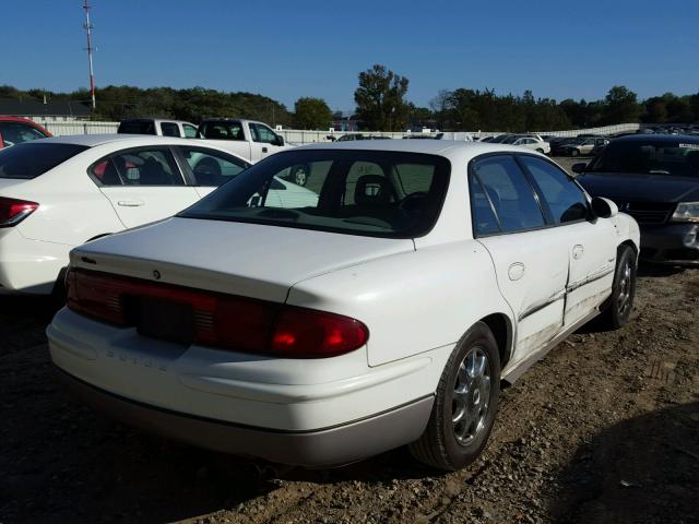 2G4WF5215X1561901 - 1999 BUICK REGAL WHITE photo 4