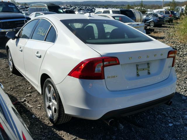 YV1622FS1C2130669 - 2012 VOLVO S60 T5 WHITE photo 3