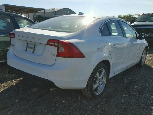 YV1622FS1C2130669 - 2012 VOLVO S60 T5 WHITE photo 4