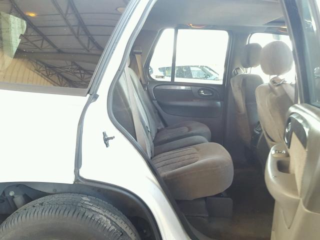 1GKDT13SX22345561 - 2002 GMC ENVOY WHITE photo 6