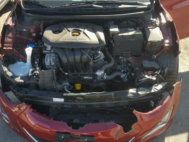 5NPDH4AE2GH731358 - 2016 HYUNDAI ELANTRA SE RED photo 7