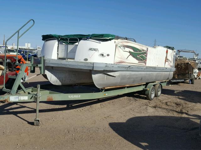 BSV24171C303 - 2003 TRIT PONTOON WHITE photo 2