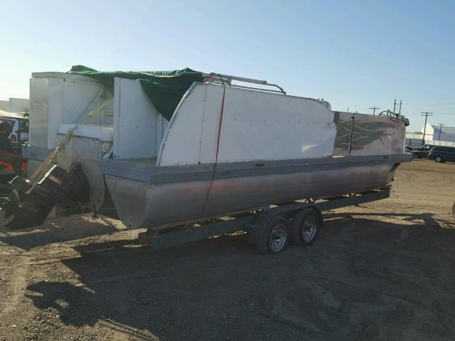 BSV24171C303 - 2003 TRIT PONTOON WHITE photo 4