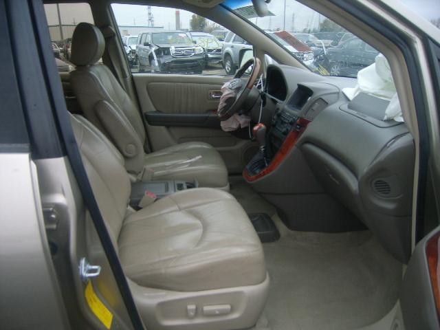 JTJGF10U330158517 - 2003 LEXUS RX 300 BEIGE photo 5