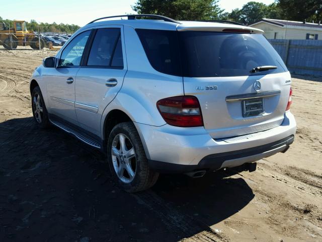 4JGBB86E68A335415 - 2008 MERCEDES-BENZ ML 350 SILVER photo 3