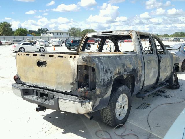 3GCPCSE04BG217205 - 2011 CHEVROLET SILVERADO BURN photo 4