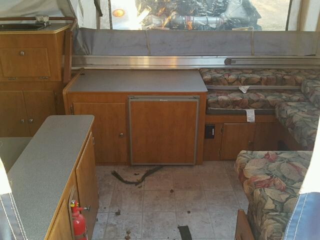 4CE69101967286929 - 2006 FLEE TRAILER WHITE photo 5