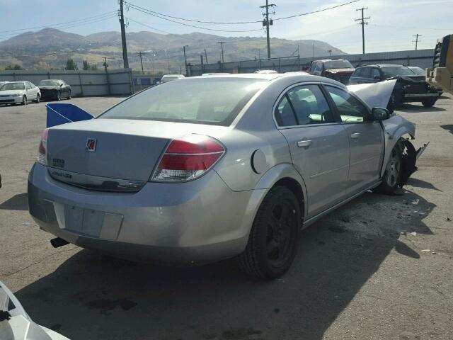 1G8ZS57N87F285595 - 2007 SATURN AURA XE SILVER photo 4