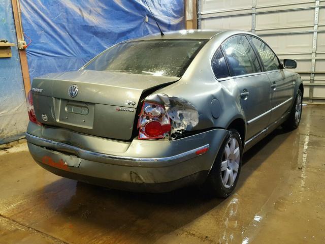 WVWTH63B92P119598 - 2002 VOLKSWAGEN PASSAT GLX GREEN photo 4