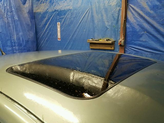 WVWTH63B92P119598 - 2002 VOLKSWAGEN PASSAT GLX GREEN photo 9