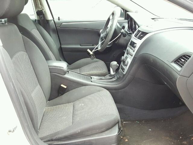 1G1ZC5E14BF325806 - 2011 CHEVROLET MALIBU 1LT 银色 照片 5