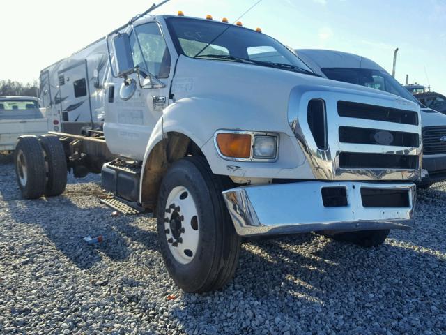 3FRXF75S25V173620 - 2005 FORD F750 WHITE photo 1