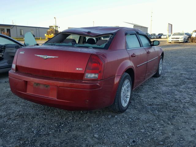 2C3KA43R17H889229 - 2007 CHRYSLER 300 RED photo 4