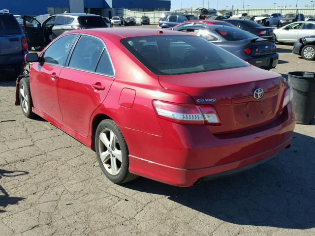 4T1BF3EK4BU726342 - 2011 TOYOTA CAMRY BASE RED photo 3