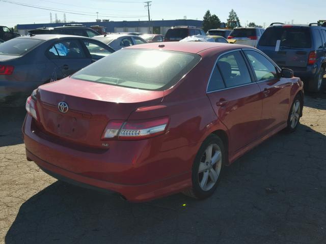 4T1BF3EK4BU726342 - 2011 TOYOTA CAMRY BASE RED photo 4