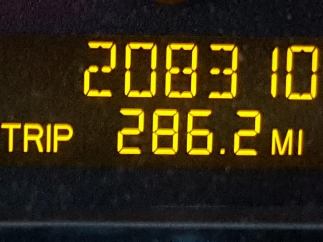 1G8AJ52F24Z142281 - 2004 SATURN ION LEVEL RED photo 8