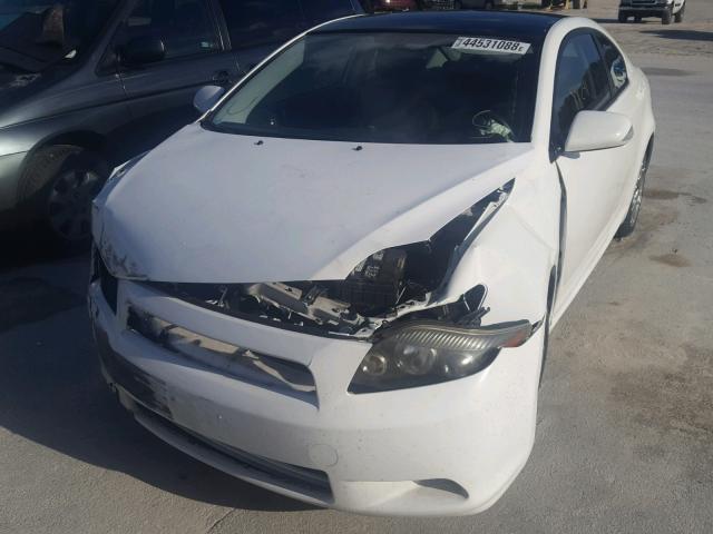 JTKDE3B78A0310356 - 2010 TOYOTA SCION TC 白色 照片 2