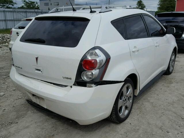 5Y2SP67009Z448910 - 2009 PONTIAC VIBE WHITE photo 4