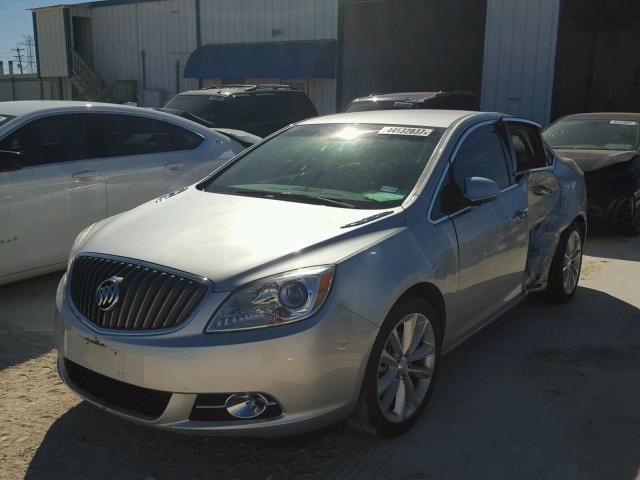 1G4PR5SK8C4140628 - 2012 BUICK VERANO CON SILVER photo 2