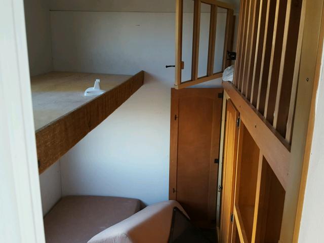 4YDT32B27C7200381 - 2012 KEYSTONE HORNET WHITE photo 6