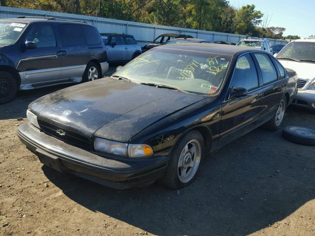 1G1BL52P1TR152126 - 1996 CHEVROLET CAPRICE / BLACK photo 2