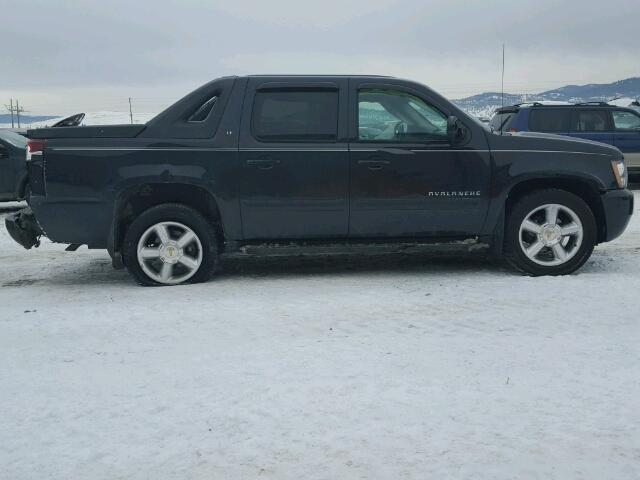 3GNVKFE01AG243557 - 2010 CHEVROLET AVALANCHE BLACK photo 10