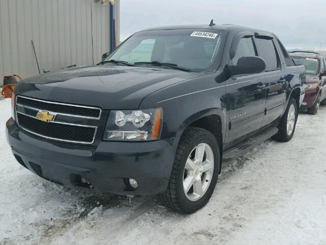 3GNVKFE01AG243557 - 2010 CHEVROLET AVALANCHE BLACK photo 2