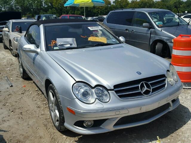 WDBTK72F57T075253 - 2007 MERCEDES-BENZ CLK 550 GRAY photo 1