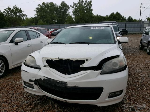 JM1BK343391228560 - 2009 MAZDA 3 S WHITE photo 9