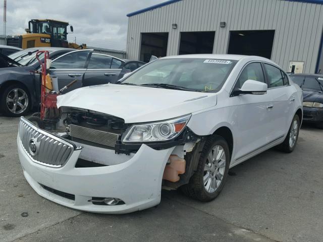 1G4GD5ER1CF304362 - 2012 BUICK LACROSSE P WHITE photo 2