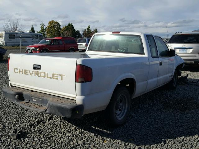 1GCCS195528113538 - 2002 CHEVROLET S TRUCK WHITE photo 4