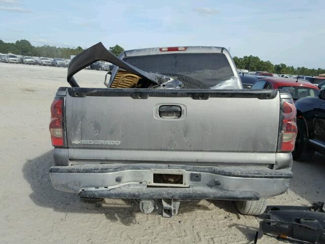 2GCEC13Z861308639 - 2006 CHEVROLET SILVERADO GRAY photo 10