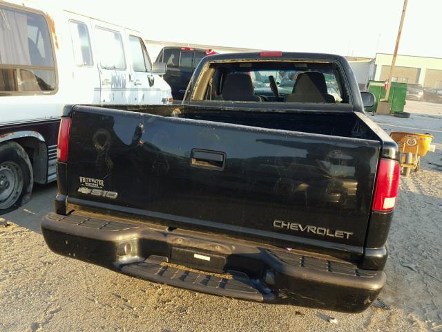 1GCDT19W21K180108 - 2001 CHEVROLET S TRUCK BLACK photo 6