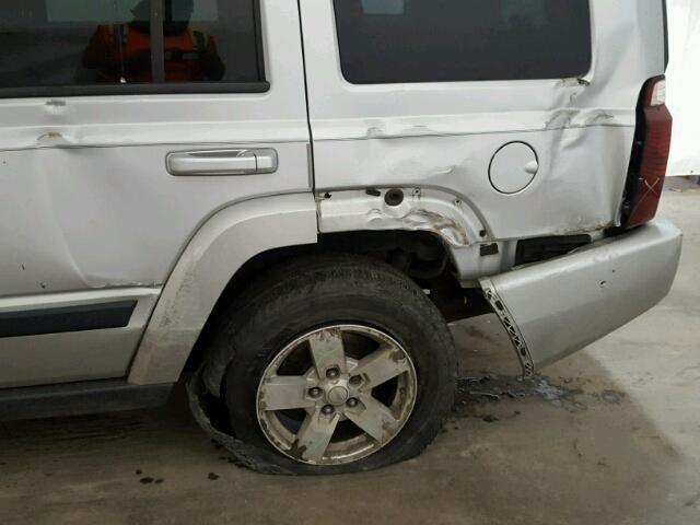 1J8HG48K37C562956 - 2007 JEEP COMMANDER SILVER photo 10