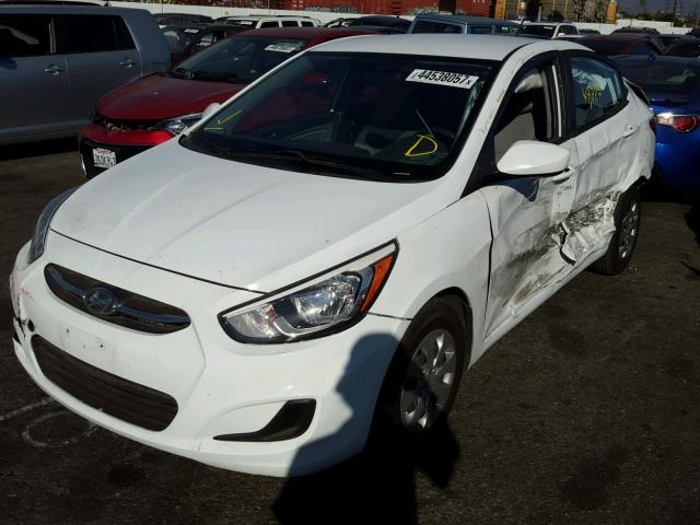 KMHCT4AE4FU886505 - 2015 HYUNDAI ACCENT GLS WHITE photo 2