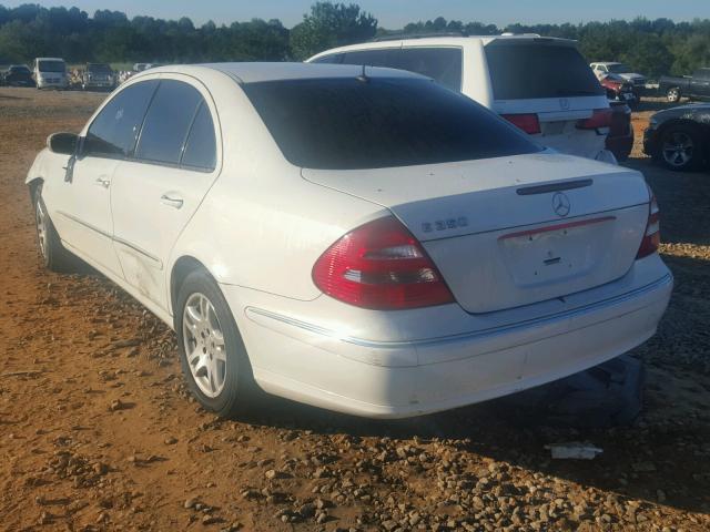 WDBUF56J16A807349 - 2006 MERCEDES-BENZ E WHITE photo 3