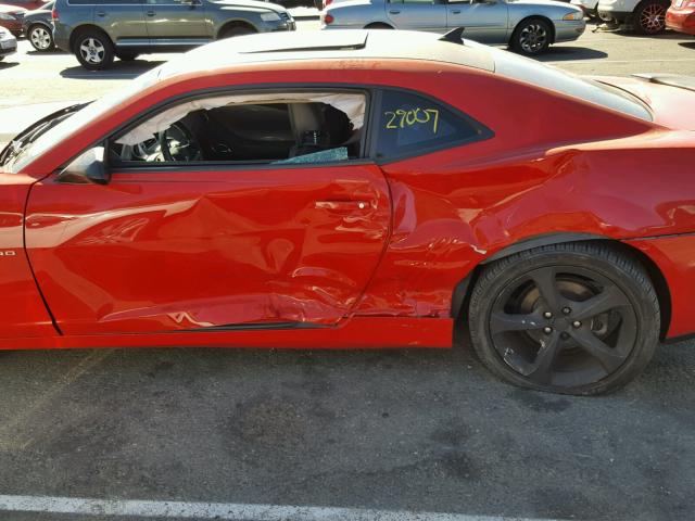 2G1FF1E36F9132155 - 2015 CHEVROLET CAMARO LT RED photo 9