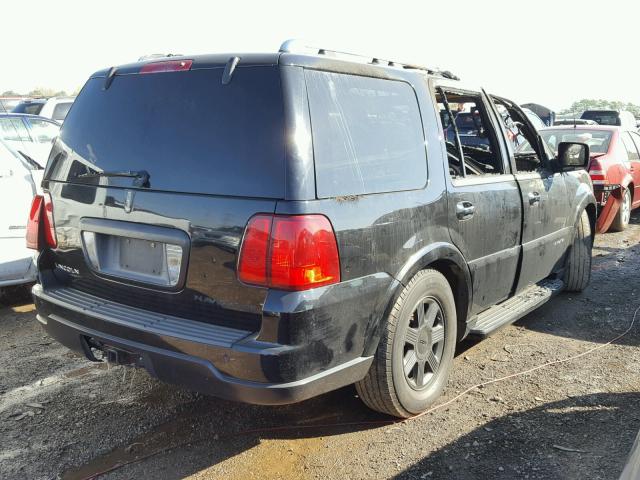 5LMFU28575LJ03439 - 2005 LINCOLN NAVIGATOR Czarny zdjęcie 4