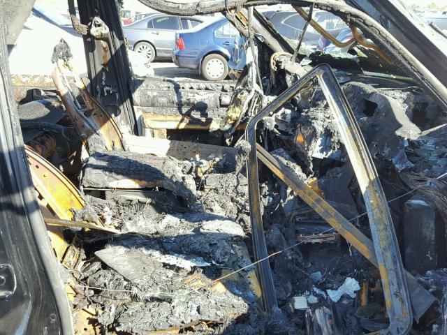 5LMFU28575LJ03439 - 2005 LINCOLN NAVIGATOR Czarny zdjęcie 5