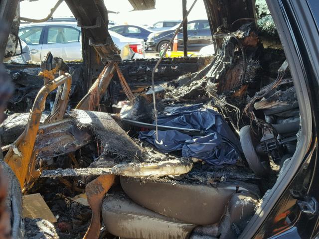 5LMFU28575LJ03439 - 2005 LINCOLN NAVIGATOR Czarny zdjęcie 6