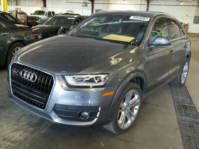 WA1GFCFS2FR003827 - 2015 AUDI Q3 PRESTIG GRAY photo 2