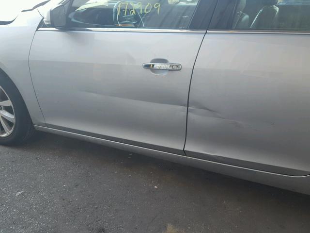 1G11H5SA2DF231980 - 2013 CHEVROLET MALIBU LTZ 银色 照片 9