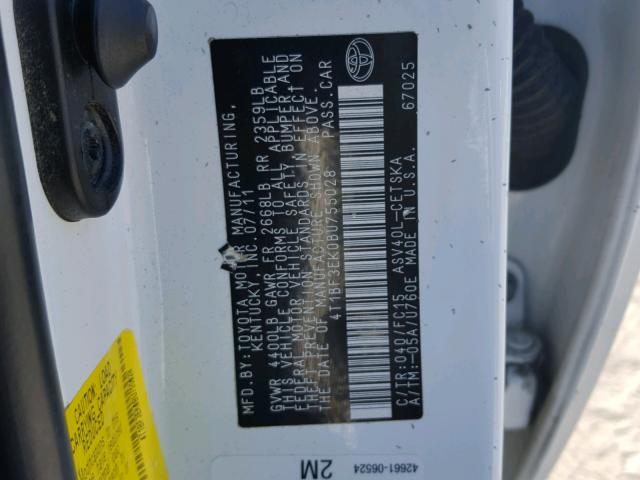4T1BF3EK0BU755028 - 2011 TOYOTA CAMRY BASE WHITE photo 10