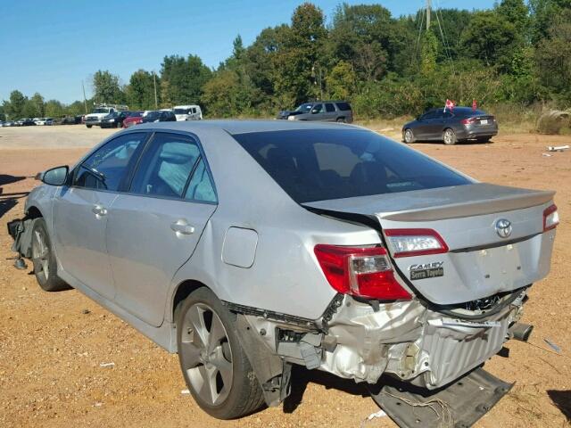 4T1BF1FK1EU438947 - 2014 TOYOTA CAMRY L SILVER photo 3