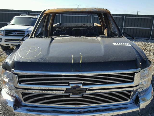 1GCHK23637F539714 - 2007 CHEVROLET SILVERADO BLACK photo 7